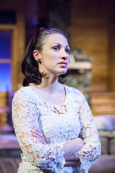 Rhiannon Ragland as Chelsea