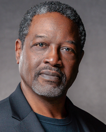 wallace 2027 headshot on profile pages (402 x 500 px)